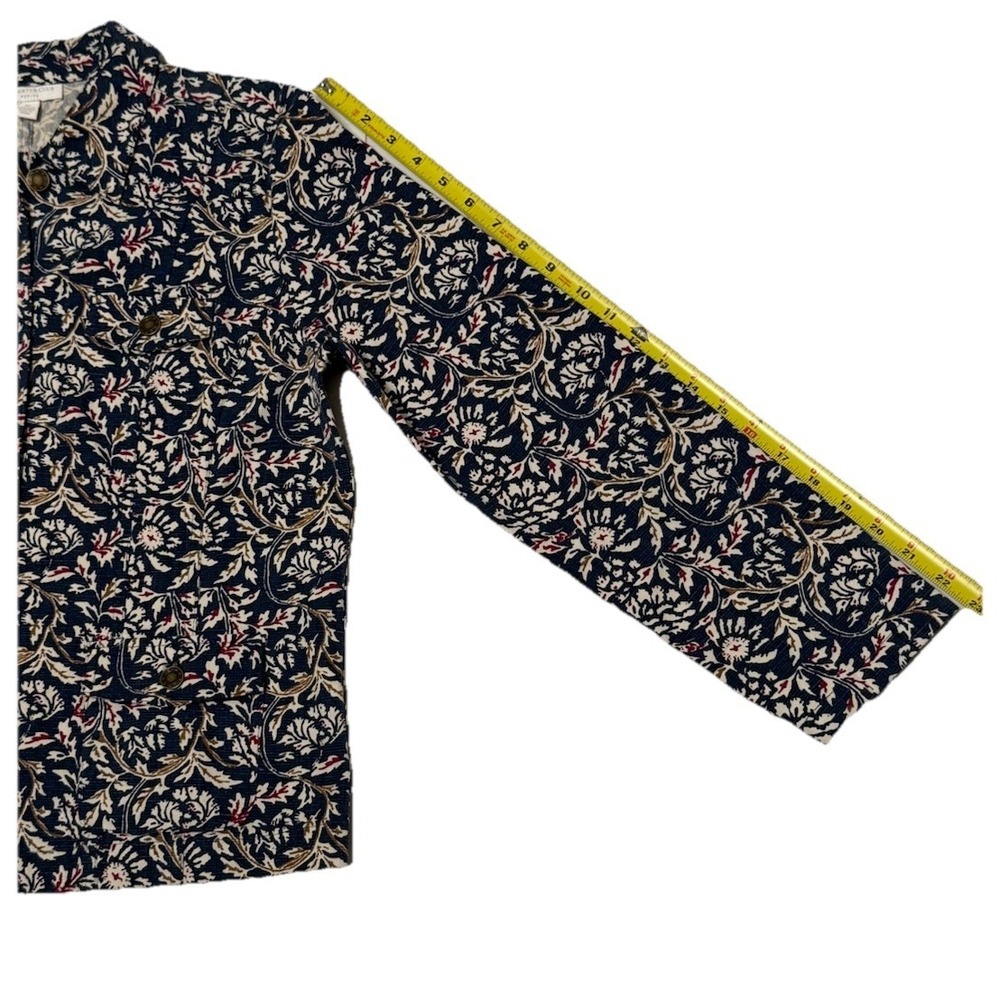 Charter Club Denim Jacket Floral Print Button Up Style Cotton Blend Size PM NWT - Picture 3 of 9